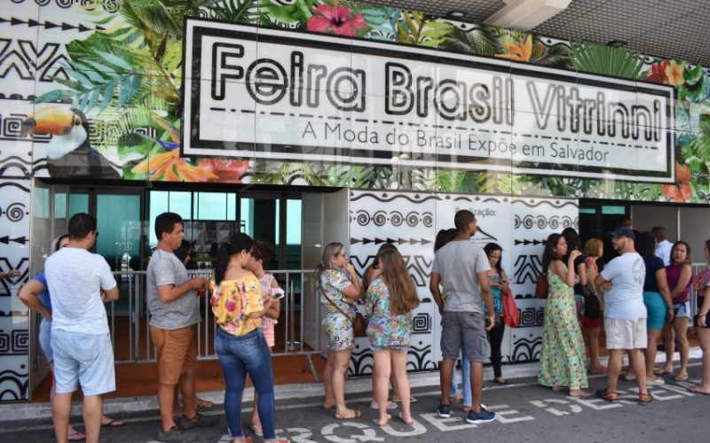 Salvador recebe feira de moda até domingo com peças que serão vendidas a preço de fábrica; confira