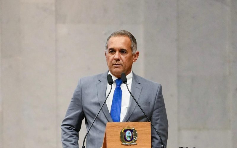 Nino de Enoque deve reassumir liderança do PL na Alepe em articulação que fortalece base de Raquel Lyra na CPI
