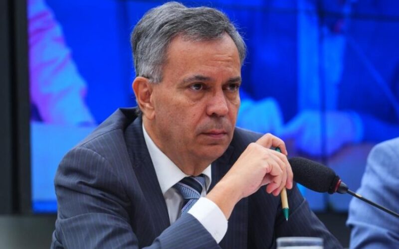 Polícia Federal mira deputado baiano em nova fase da Operação Overclean