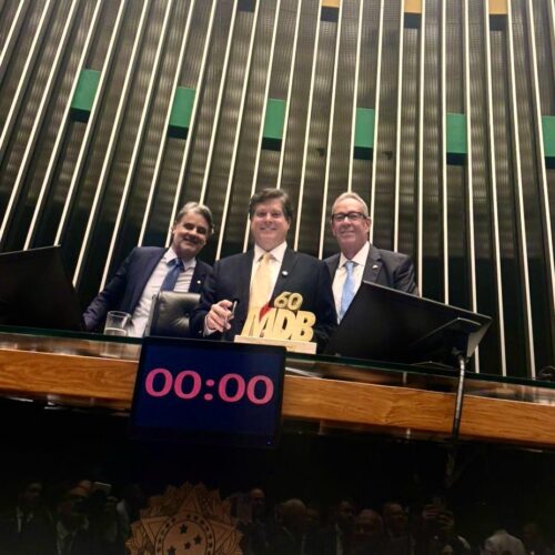 Álvaro Porto celebra 60 anos do MDB ao lado de Baleia Rossi e Raul Henry em Brasília