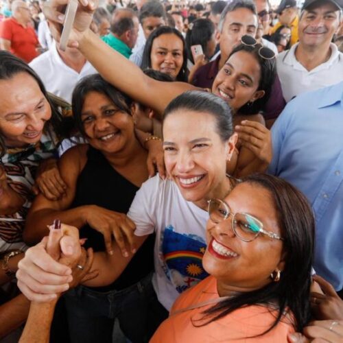 Raquel Lyra anuncia R$ 8 milhões para pavimentação em Bom Jardim e participa de entrega de hospital reformado