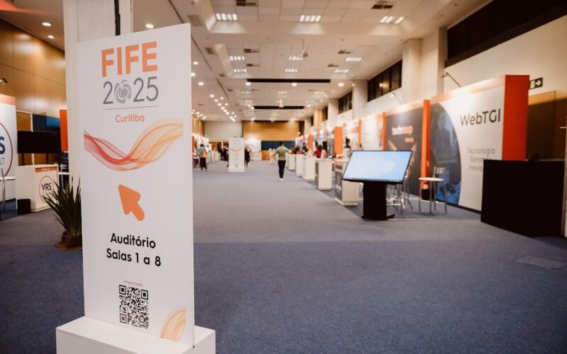 FIFE 2026 divulga programação com mais de 100 palestras e lança masterclasses em Olinda