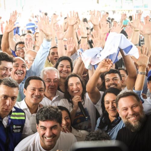 Raquel Lyra leva água do São Francisco a Gravatá e anuncia pacote de R$ 195 milhões em obras