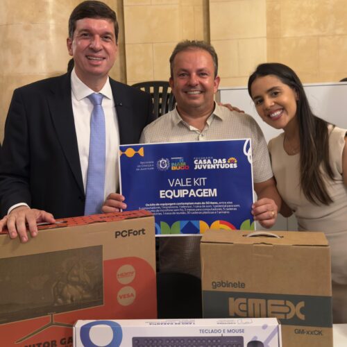 Joãozinho Tenório participa de entrega de equipamentos para Casas das Juventudes ao lado de Fabinho Lisandro