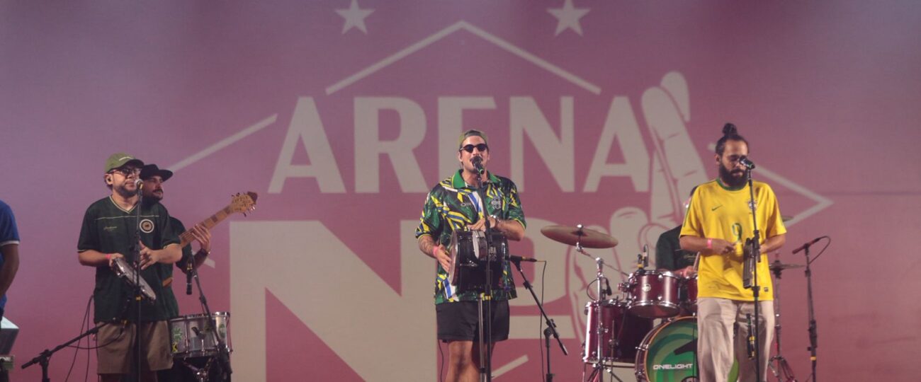 Arena Nº1 reúne torcedores no Recife para celebrar vitória do Brasil sobre a Escócia durante o São João